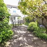 Primrose Holiday home